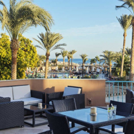 club-paradisio-hotel-el-gouna-outdoor-lobby-terrace