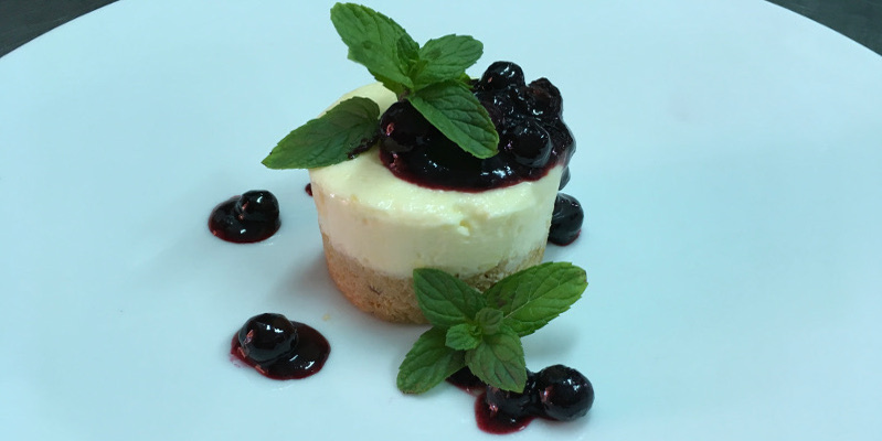 Kunafa Cheese Cake with Blueberry Sauce