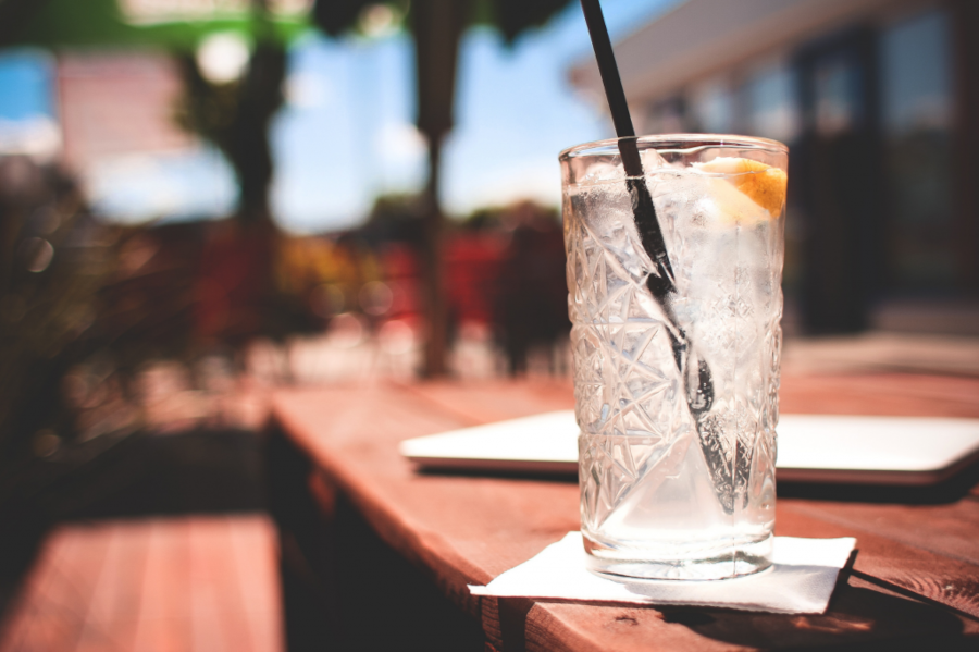 drink at sunset bar rihana hotel elgouna