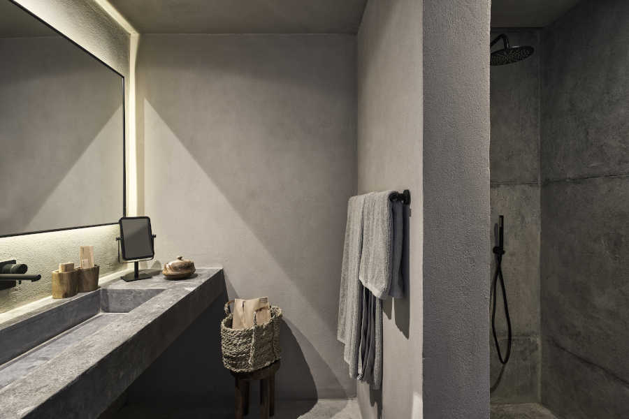 Standard room bathroom with a shower on the right and a sink on the left with wide mirror and a makeup mirror at Casa Cook El Gouna Resort