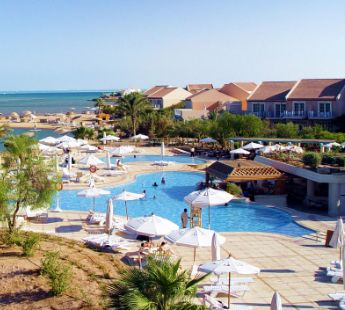 Mövenpick El Gouna pool and Beach