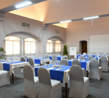 The meeting room of Rihana Resort and Rihana Inn in El Gouna in a class room style