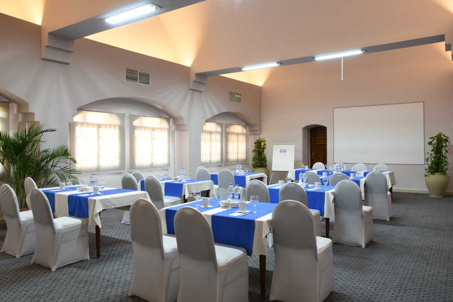 The meeting room of Rihana Resort and Rihana Inn in El Gouna in a class room style