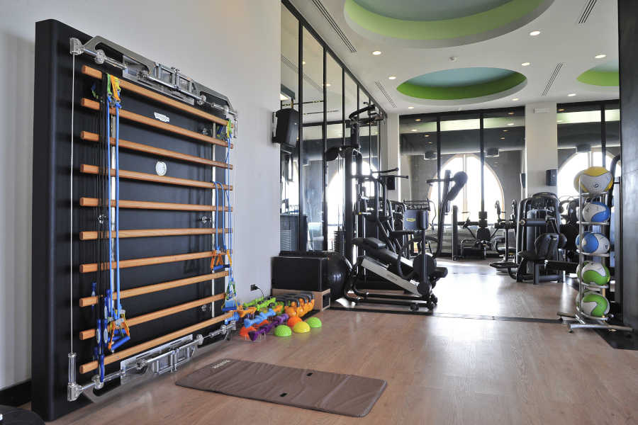 overview of LAX state-of-the-art gymnasium in Abu Tig Marina El Gouna