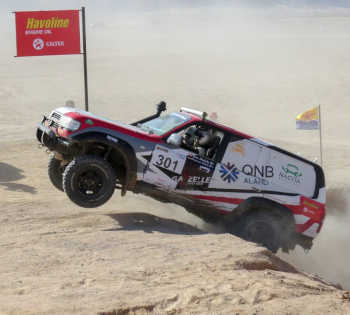 el gouna rally car in the dessert