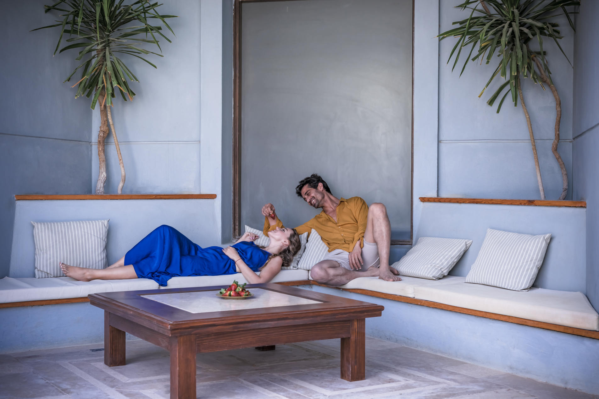 honeymoon couple on bench in intimate hotel for weddings