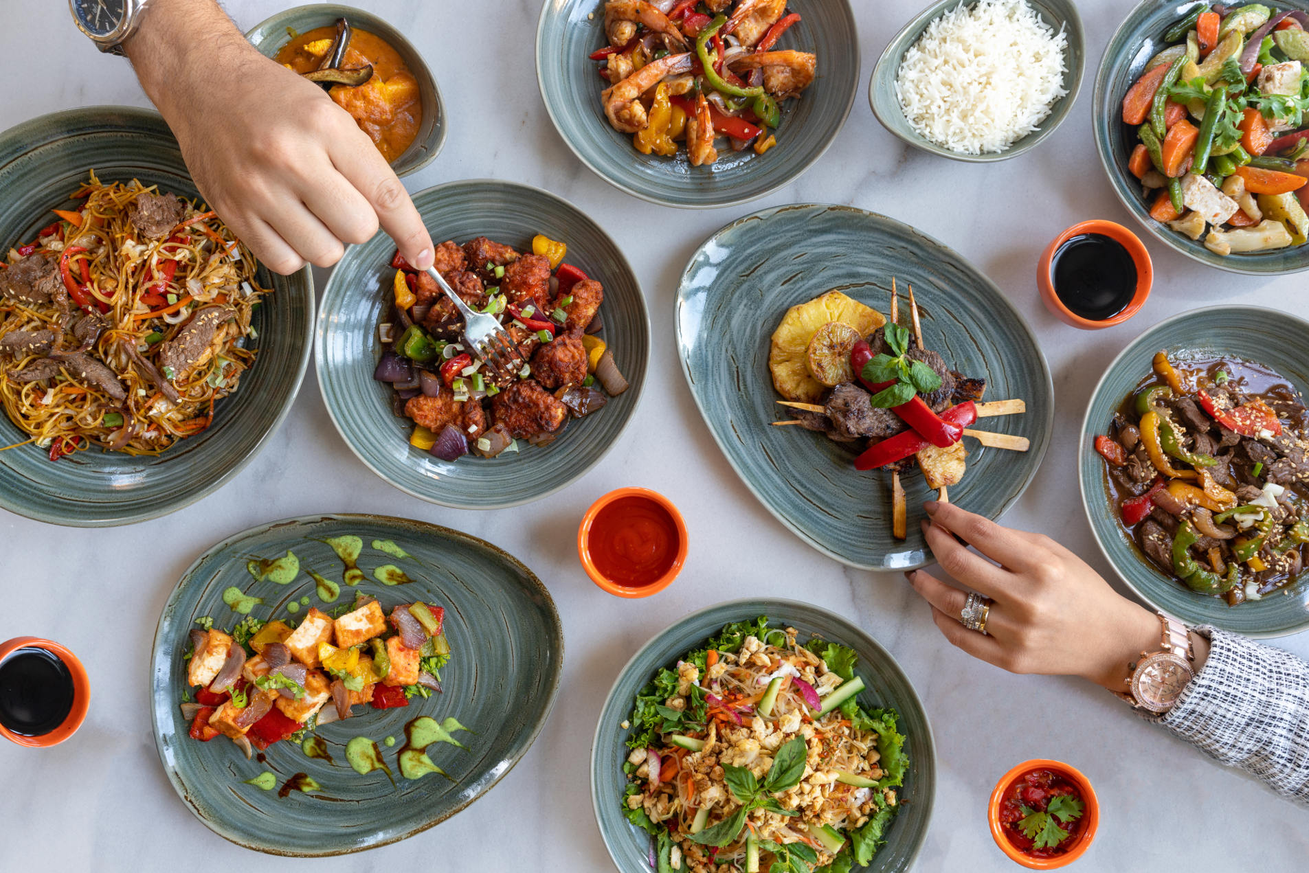 indian asian fusion plates in Tandoor restaurant Egypt